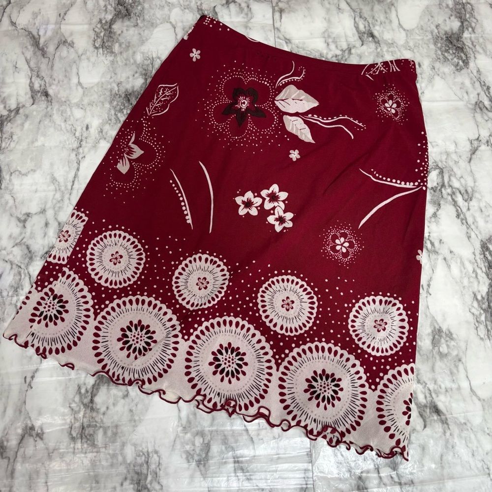 Petite sophisticate vintage 90s retro floral print red shite slip skirt size P